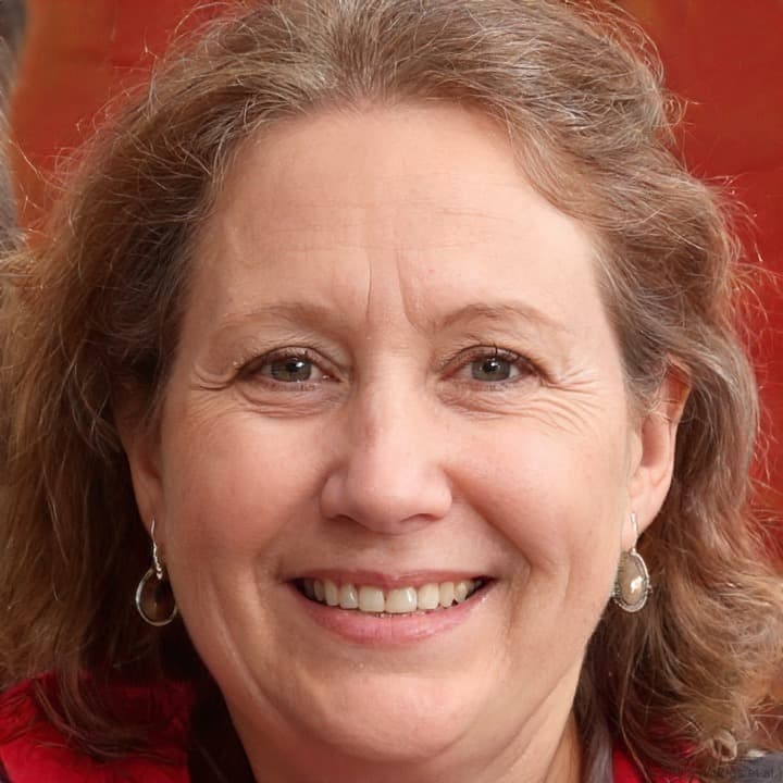 Елена Соколова
